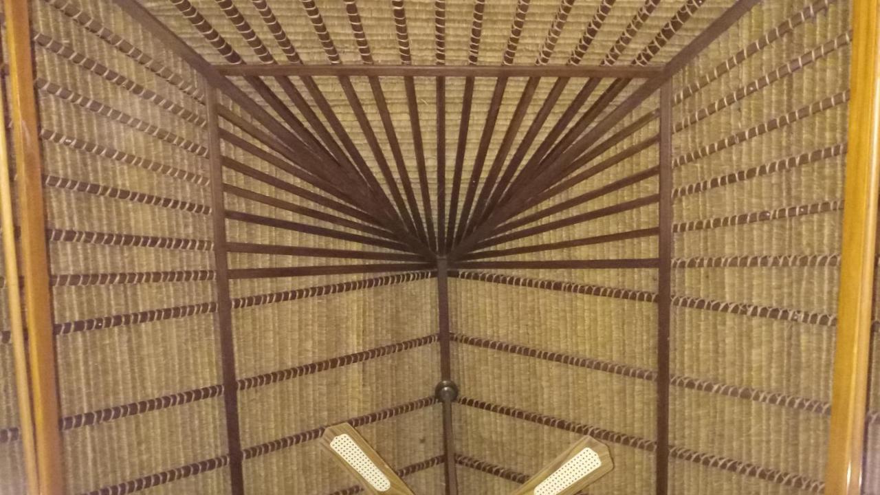 Jemeluk Beach Bungalows アメッド エクステリア 写真