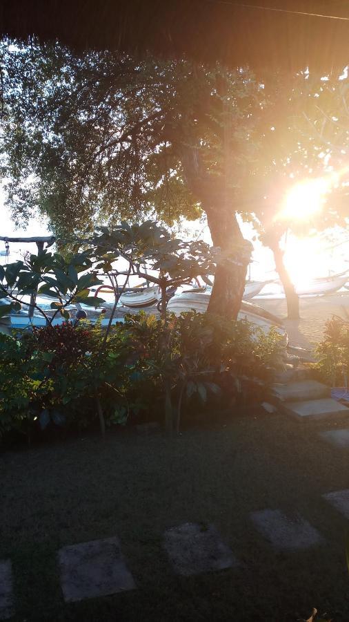 Jemeluk Beach Bungalows アメッド エクステリア 写真
