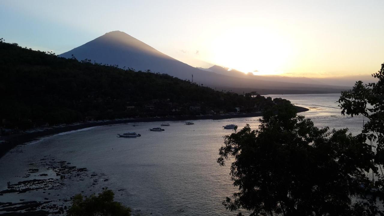 Jemeluk Beach Bungalows アメッド エクステリア 写真