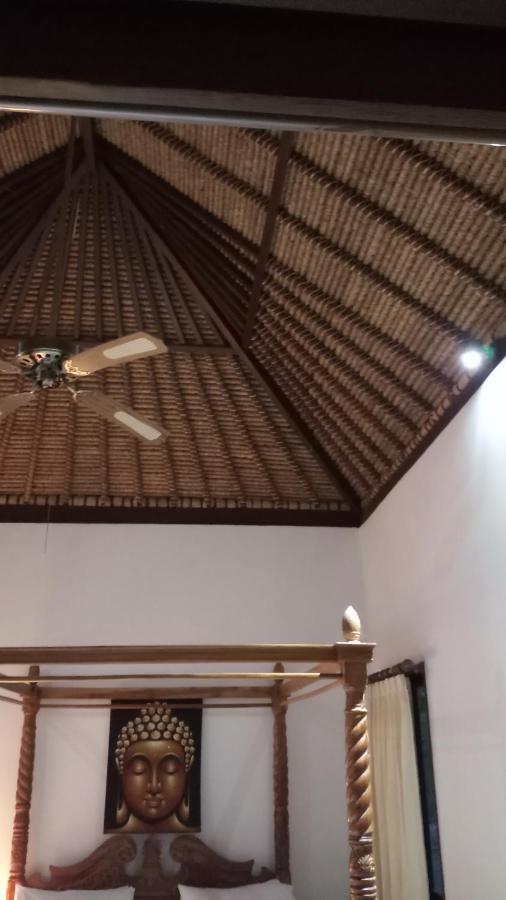 Jemeluk Beach Bungalows アメッド エクステリア 写真