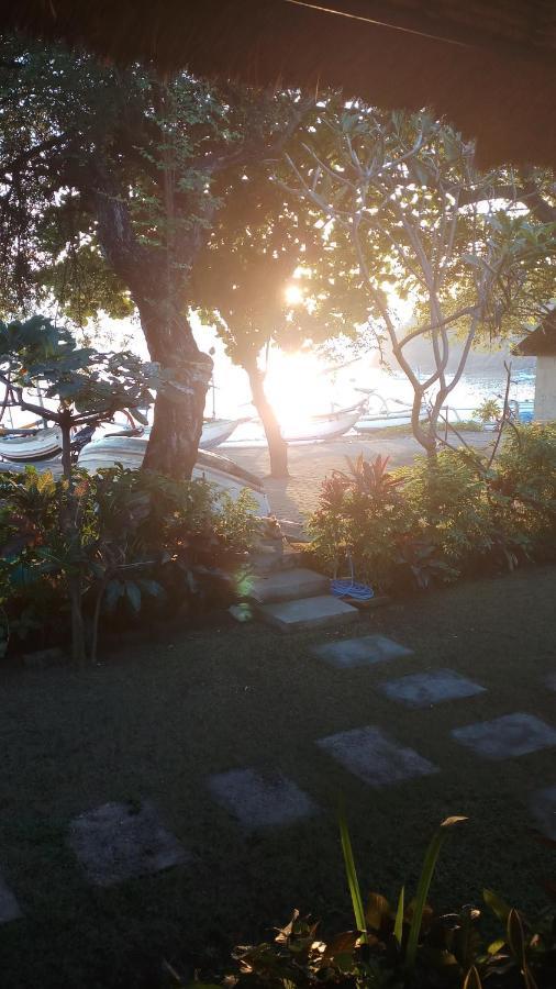 Jemeluk Beach Bungalows アメッド エクステリア 写真